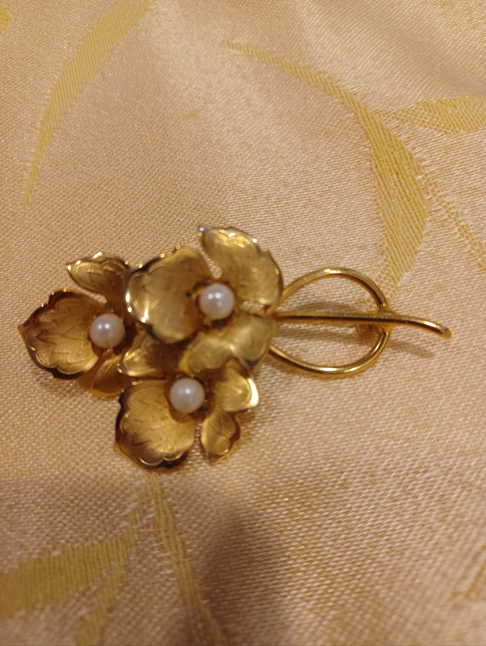Vintage Gold Plated Faux Pearl Brooch  From 1960 .